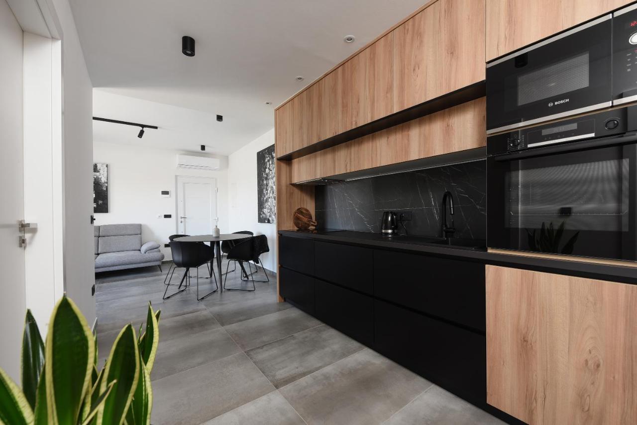 Luxury Apartment N 자다르 외부 사진